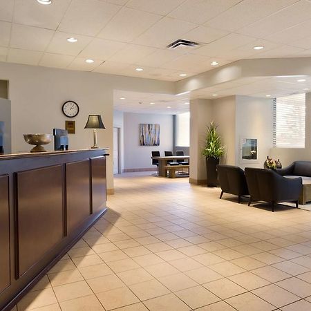 Travelodge Calgary Macleod Trail Ngoại thất bức ảnh